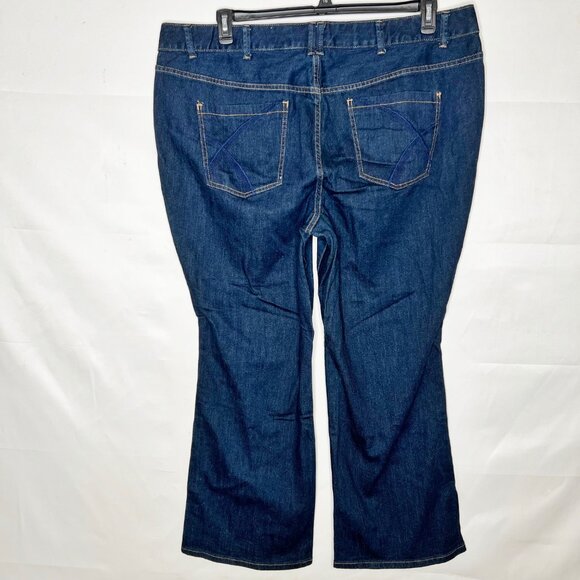 Lane Bryant Woman’s Jeans sz 26 average Dark Wash Denim Distinctly Boot Cut - Picture 2 of 8